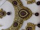 Parure Indienne Dorée avec Strass et Perles Violine – Collier, Boucles d'Oreilles et Tikka Élégants