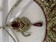 Parure Indienne Argentée avec Strass Rouge Bordeaux – Collier, Boucles d'Oreilles et Tikka Élégants